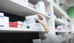 SuperSalud halla medicamentos represados en bodega mientras pacientes esperan meses por sus tratamientos