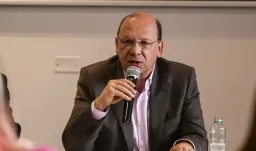 Cinco principios que replantean la teoría económica: Hacienda propone poner a las personas por encima de las cifras