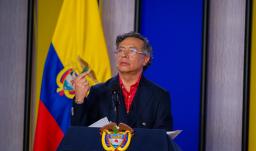 Mi gobierno acabará con la vagabundería de las EPS: pdte. Petro