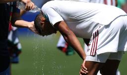Ola de calor en el Mundial. / Foto: AFP.