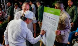 Gobierno fortalece la reforma laboral. / Foto: Presidencia.