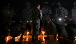 Familiares de soldados caídos en Puerto Leguízamo. / Foto: AFP.