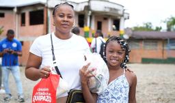 Programa de Alimentación Escolar: entregan canastas en Antioquia