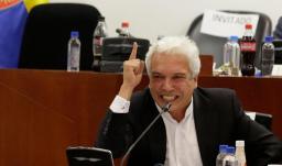 Carlos Alonso Lucio: Gobierno anuncia denuncia en su contra