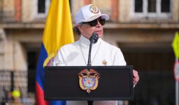 Deuda externa: Petro destaca reducción durante su Gobierno
