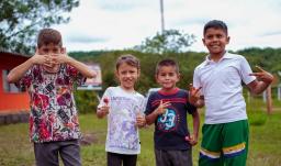 Educación escolar Gobierno invierte $123 mil millones