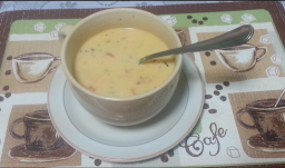 tasa con crema de pollo 