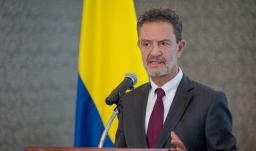 “Trabajamos con países sin ninguna consideración ideológica ni política”: Cancillería de Colombia