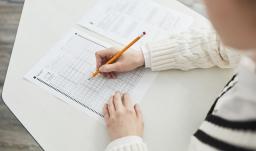 PISA 2025: Colombia retrocede en lectura y se estanca en matemáticas, lejos de la OCDE 