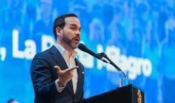 De La Espriella plantea un Plan Nacional de Desarrollo con inversión para las regiones