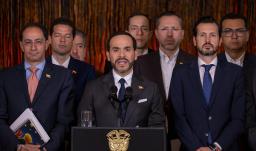 Gobierno anuncia fondo de $1 billón para reconstrucción y medidas para enfrentar crisis energética, salud y orden público
