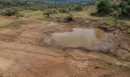 El Niño podría extenderse hasta marzo de 2027. Foto: generado con IA