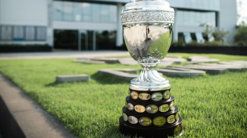 Foto del trofeo de la Copa América