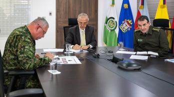 MinDefensa niega recorte en presupuesto para compra de gasolina