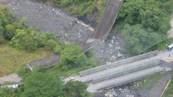 MinsTransporte sobre vías frente al Fenómeno de la niña. / Foto: MinTransporte.