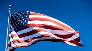 Bandera de Estados Unidos. Ilustra nota sobre medidas en EE. UU. para sacar la 'Green Card'.