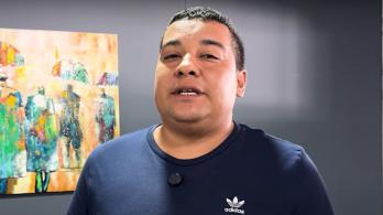 Hincha de Bucaramanga pide perdón con ayuda de José Ordóñez. / Foto: Captura de video.