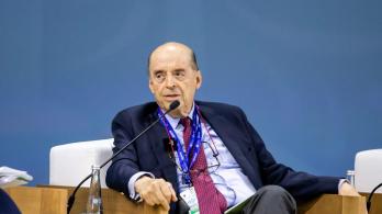 Álvaro Leyva denuncia persecución política y exige el fin de su proceso por pasaportes