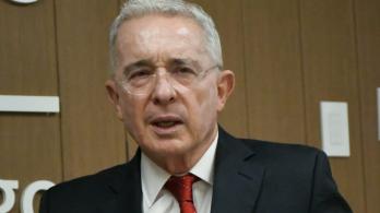Argentina admite demanda contra Álvaro Uribe por 'Falsos positivos'