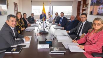 CNE aplaza decisión sobre la campaña "Petro Presidente"