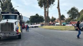 Paro camionero hoy. Vías bloqueadas y desarrollo de la negociación entre Gobierno y transportadores