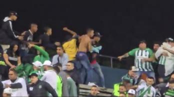 Violencia en el Atanasio Girardot: partido Nacional - Junior fue suspendido por enfrentamientos entre hinchas con cuchillos