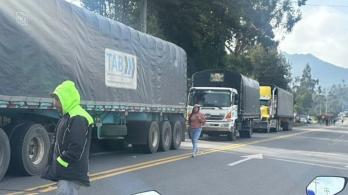 Mesa de diálogo del Gobierno y transportadores en el paro camionero. / Foto: Radio Nacional de Colombia. 