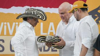 Petro y Salvatore Mancuso