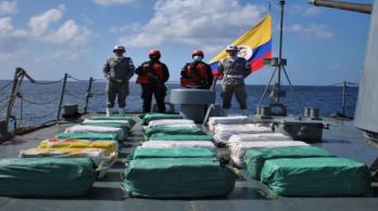 Petro destaca incautación récord de 224 toneladas de cocaína