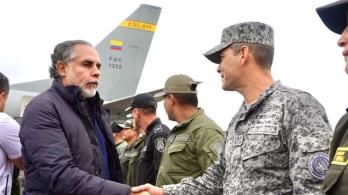 Ministerio del Interior viaja al Cauca para la liberación de 28 policías detenidos. / Foto: X MinInterior.