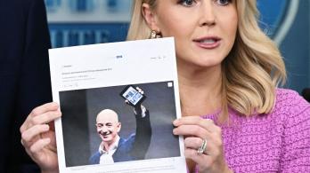 Según fuentes citadas por medios como The Daily Beast, Trump habría llamado personalmente a Bezos para expresar su desacuerdo. / AFP.