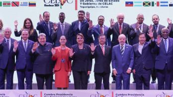 "Quiero que América Latina tome la opción de juntarse en el mundo y no actuar sola", presidente Petro sobre CELAC
