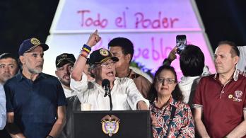 El Presidente mantiene su apuesta por el poder constituyente como vía para destrabar las reformas estructurales que han sido frenadas en el Congreso. / Foto: Presidencia de la República.