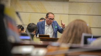 Según analistas y congresistas del bloque de gobierno, no hay margen suficiente para reiniciar todo el trámite de la reforma. / Foto: Ministerio del Interior.