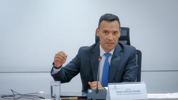 Ministro de defensa, Pedro Arnulfo Sánchez, durante Consejo de ministros