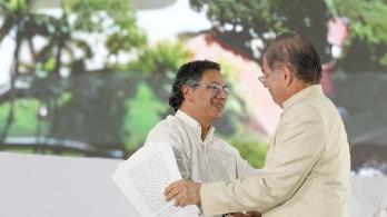 Presidente Petro con el presidente de la Corte Suprema de Justicia.