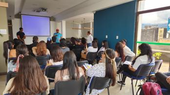 Docentes ocasionales y de cátedra obtendrán formalización laboral y beneficios sociales