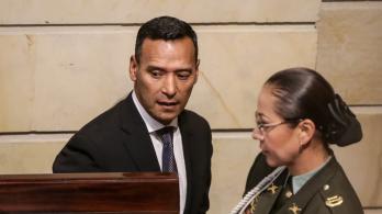 Cámara rechaza moción de censura contra el ministro de Defensa Pedro Sánchez