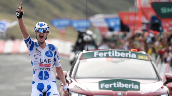 Jay Vine volvió a ganar en La Vuelta mientras Vingegaard se volvió a vestir de rojo