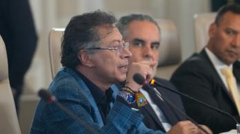 Presidente Petro durante consejo de ministros, denunciando los bombardeos estadounidenses en el pacífico