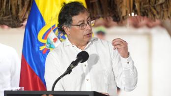 Petro responde a Duque: TLC con Estados Unidos está "suspendido de facto" por aranceles