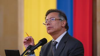 Presidente señala que en la Fiscalía del gobierno Duque hubo un “acuerdo” para encubrir corrupción en la SAE de Antioquia