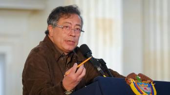 Presidente Petro anuncia reducción casi total en el crecimiento de cultivos de hoja de coca en Colombia