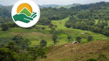 Entrega de tierras en Córdoba. / Foto: Freepik y ANT.