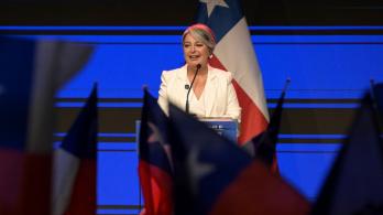 "No dejen que el miedo congele sus corazones", Jeannette Jara tras pasar a segunda vuelta en las presidenciales de Chile