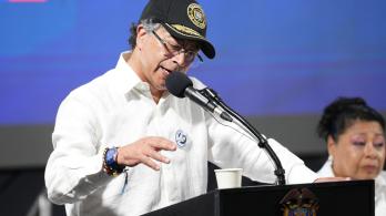 El primer mandatario se refirió a la victoria del ultraconservador, José Antonio Kast y advirtió sobre el avance del fascismo y un retroceso ideológico y simbólico en la región. 