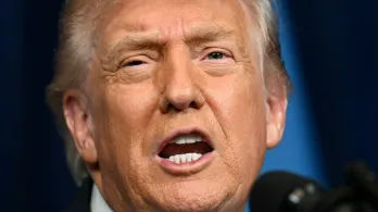 Trump asegura que hubo un primer ataque terrestre a Venezuela.