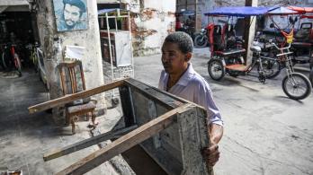 Triciclos eléctricos y bicitaxis, la alternativa ante la crisis de combustible en Cuba