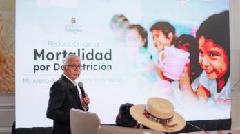 Gobierno defiende modelo de prevención en salud: "no hay un caos"