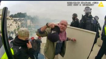 Hombre indultado por Trump tras asalto al Capitolio fue arrestado por abuso sexual infantil en Florida